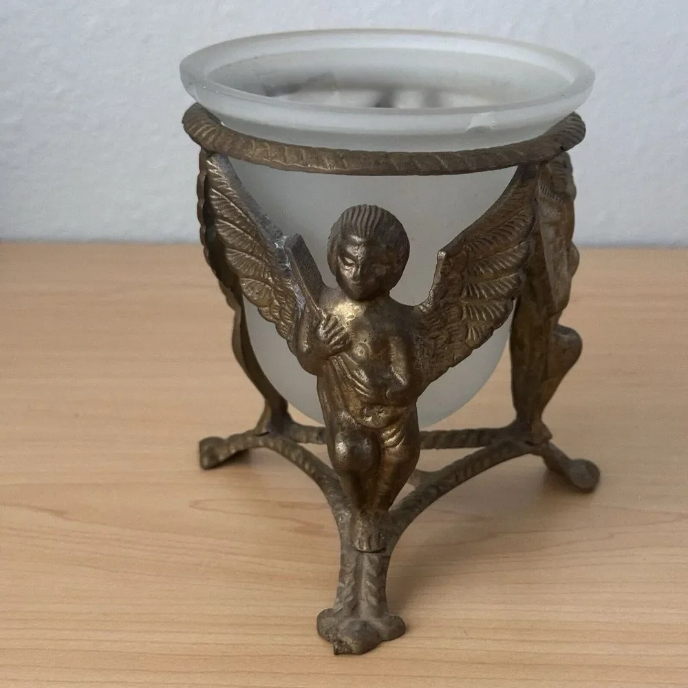 Vtg Antique Brass‎ Cherub Angel Plant Candle Orb Stand Holder Clawfoot Tripod